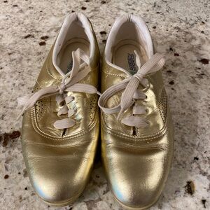 Green Sport Gold Tennis shoes